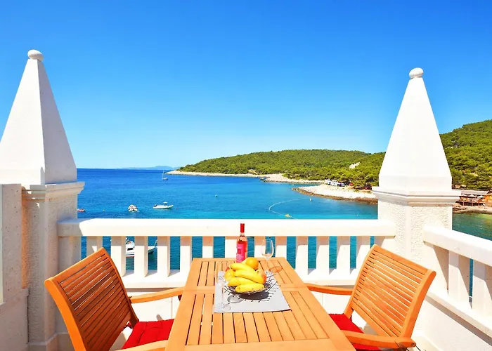 Villa Stonehouse 2