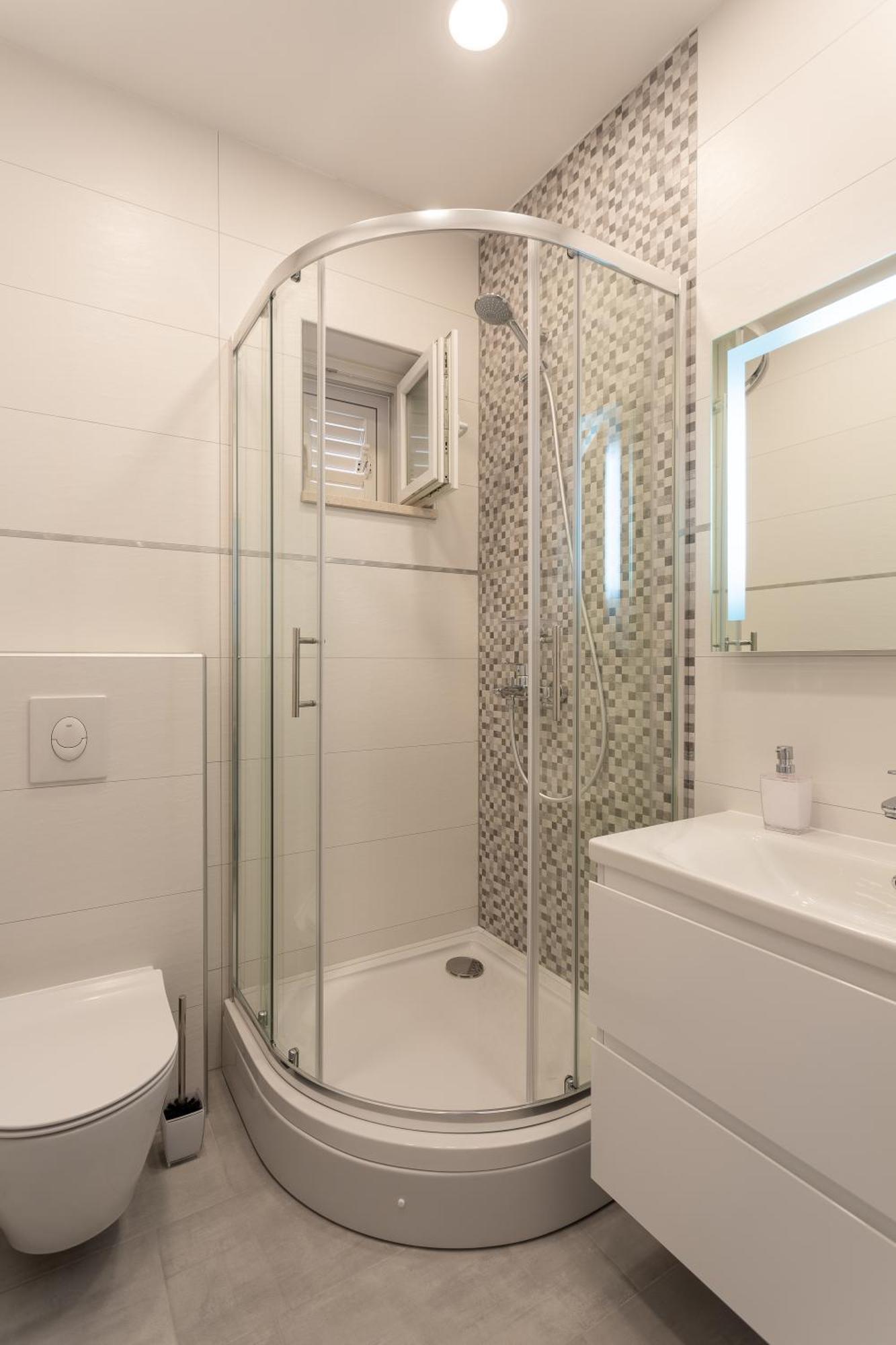 Stonehouse 2 Apartment *