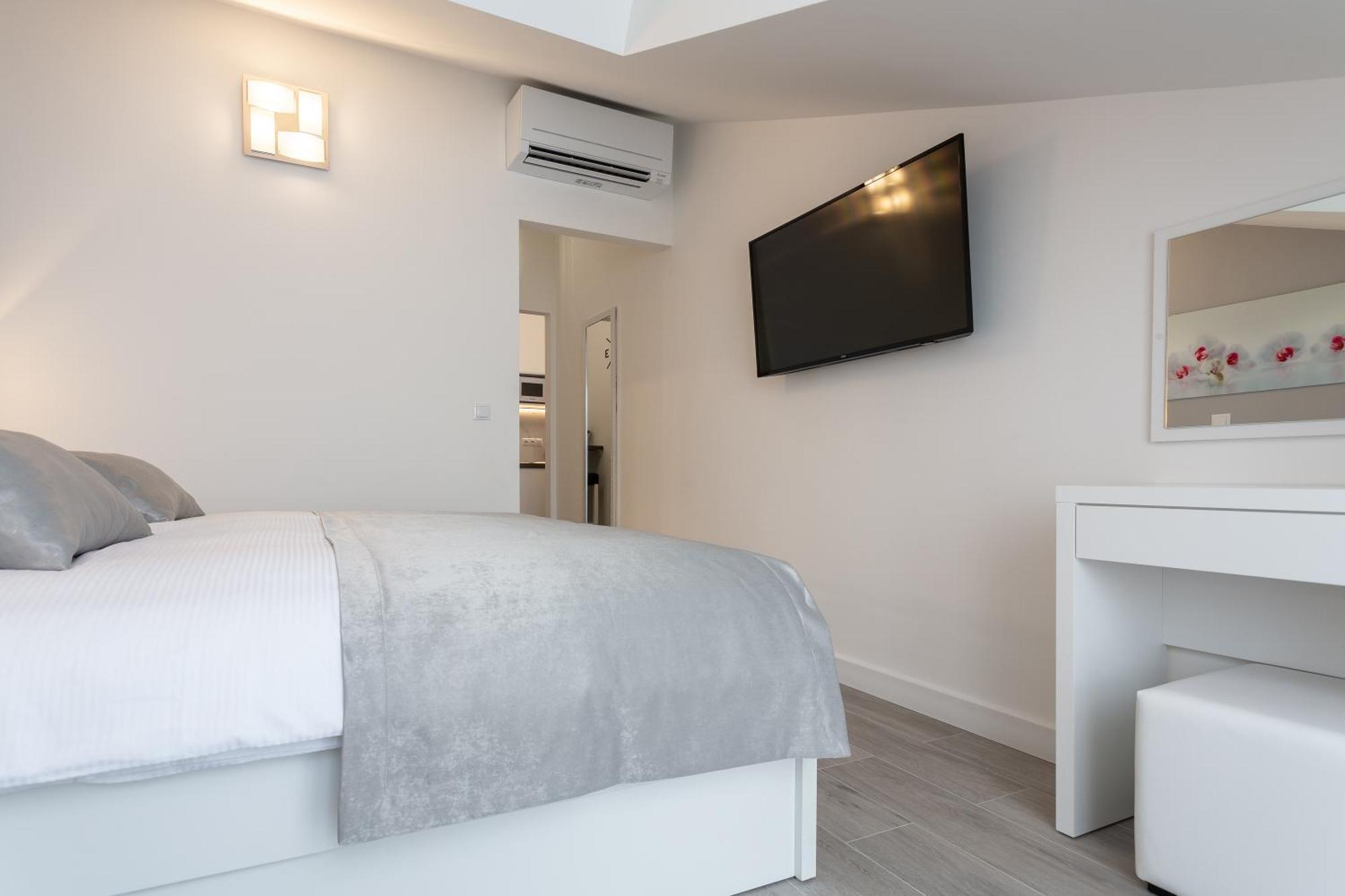 Stonehouse 2 Apartment *