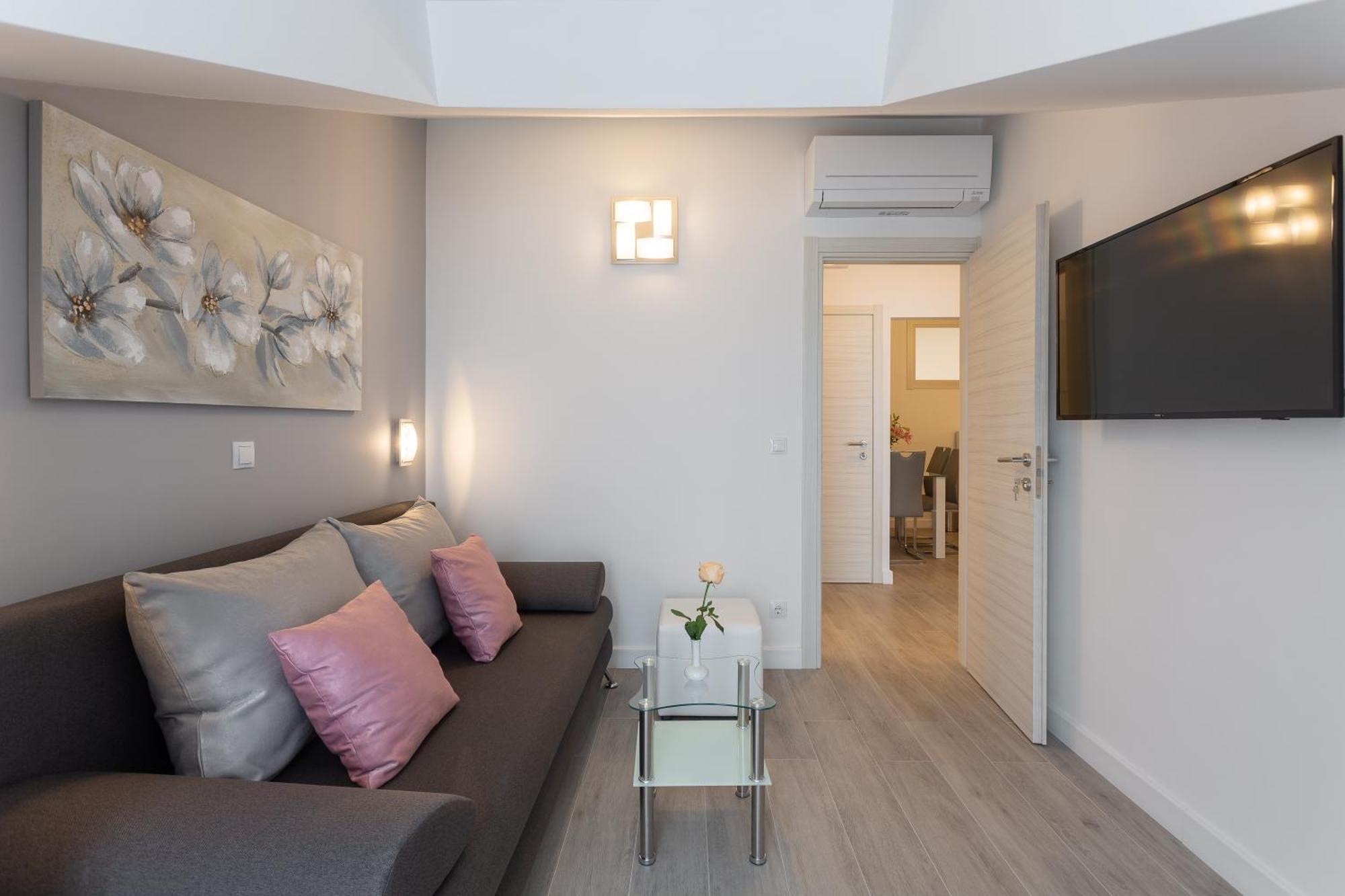 Stonehouse 2 Apartment *